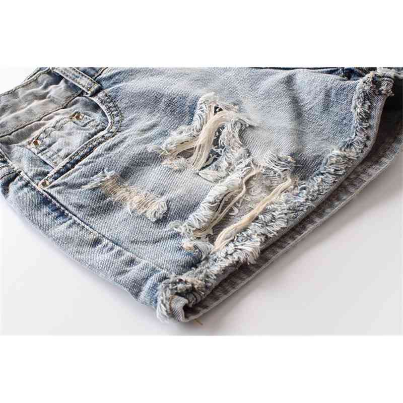 Summer Women's Denim Shorts Mid Waist Light Blue Pockets Buttons Hole Printing Vintage Button 100% Cotton Denim Shorts 8287 210611