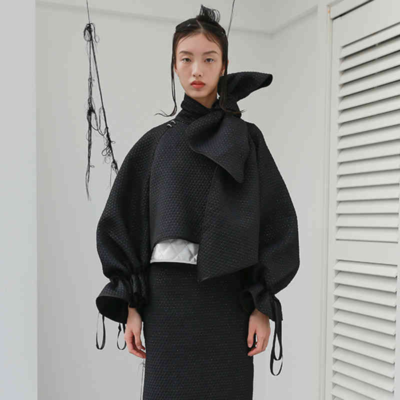 TWOTWINSTYLE Asymmetrical Patchwork Sequin Jacket For Women Flare Sleeve Casual Jackets Female Fashion Clothing Fall 210517