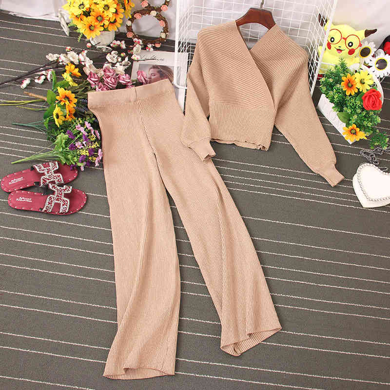 Elgant Fashion Women Shining Knitted Two Pieces Set Autumn Winter V Neck Bat Sleeve Sweater Top Elastic Wide Leg Long Pants 210506