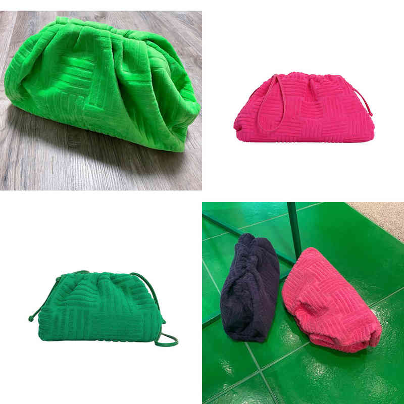 Evening Bags Shoulder Bag High Quality Fashion Designer Dumpling Luxury Winter Women Handbag Cloud s for 2023 Brands Clutch Purses Female Ins 220308, Green
Evening Bags Shoulder Bag High Quality Fashion Designer Dumpling Luxury Winter Women Handbag Cloud s for 2023 Brands Clutch Purses Female Ins 220308, Green