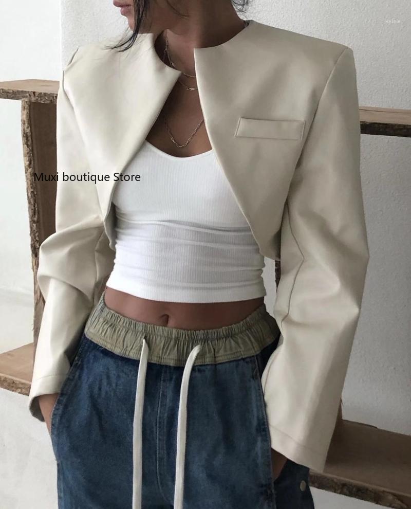 Women's Jackets Muxi Ultra-short Imitation Leather Jacket Two-color Round Neck Curved Short Sexy Solid Color, Black;brown
Women's Jackets Muxi Ultra-short Imitation Leather Jacket Two-color Round Neck Curved Short Sexy Solid Color, Black;brown