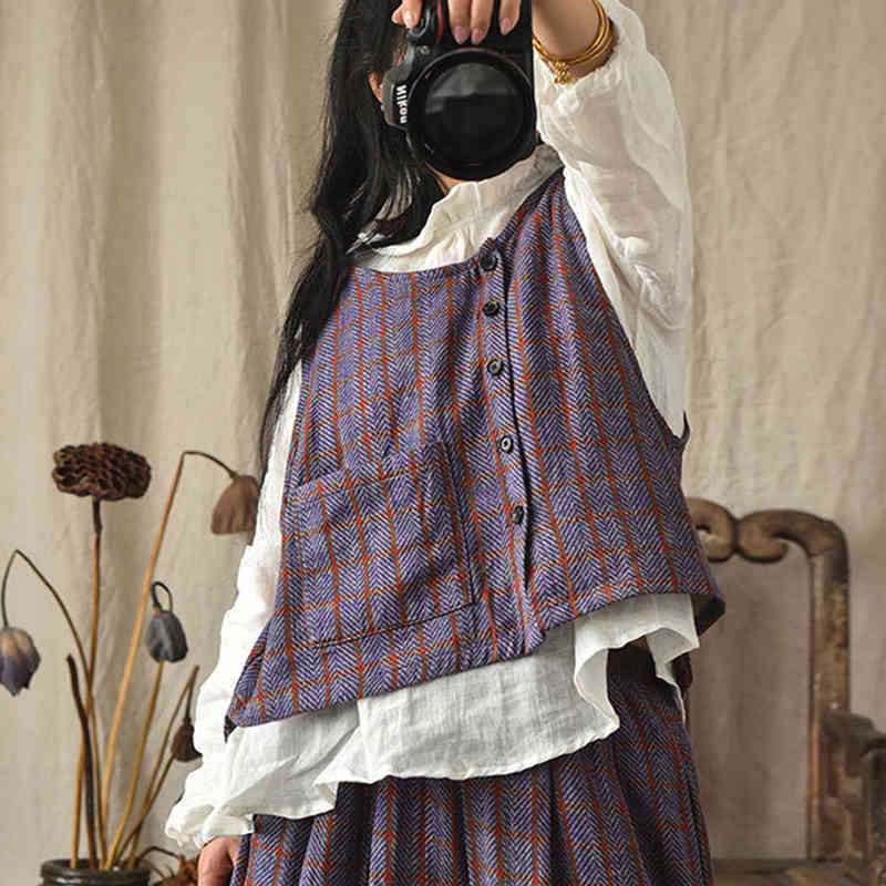 Johnature Women Vintage Plaid Vests Cotton Linen Coats Spring Button Pockets Sleeveless Loose Chinese Style Vests Coats 210521, Purple
Johnature Women Vintage Plaid Vests Cotton Linen Coats Spring Button Pockets Sleeveless Loose Chinese Style Vests Coats 210521, Purple