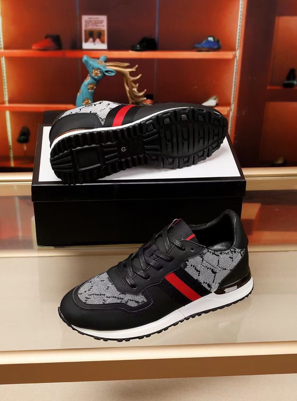 2021 Top Quality Men Women Luxurys Designers Shoes Bee Genuine Leather Embroidery Classic Embroidered Lover shoe Srainer G 5568, Black
2021 Top Quality Men Women Luxurys Designers Shoes Bee Genuine Leather Embroidery Classic Embroidered Lover shoe Srainer G 5568, Black