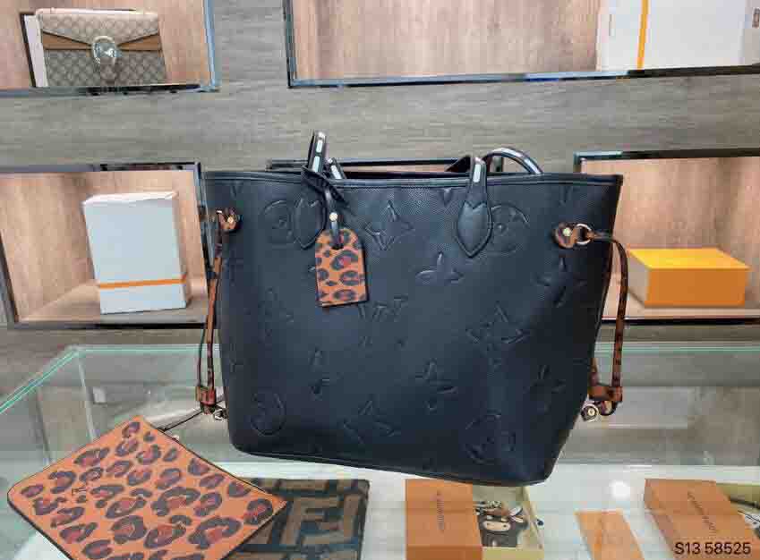 GGLVLouis
Vitton YSL
VUTTON Designer Women ONTHEGO Shoulder Bags Cowhide Leather Wild At Heart Leopard-Print Luxury Handbag Purse Tote Composite Bag, White
GGLVLouis
Vitton YSL
VUTTON Designer Women ONTHEGO Shoulder Bags Cowhide Leather Wild At Heart Leopard-Print Luxury Handbag Purse Tote Composite Bag, White