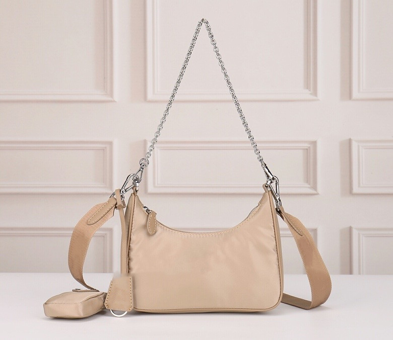 Travelling Bag Shoulder Bags Handbag Genuine Leather Plain Interior Zipper Letter Inclined Span Gold Hardware Accessories Women Purse, 01
Travelling Bag Shoulder Bags Handbag Genuine Leather Plain Interior Zipper Letter Inclined Span Gold Hardware Accessories Women Purse, 01
