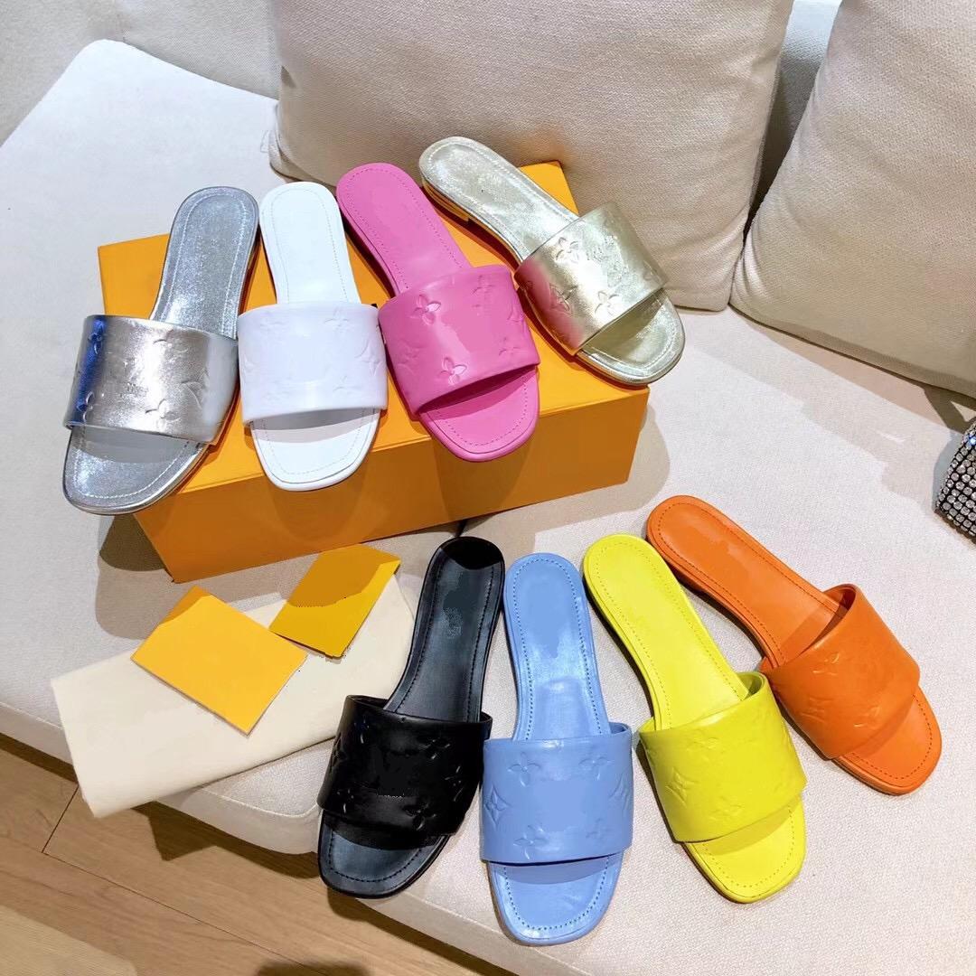 Flat Slide Beach Slippers - Stylish, Comfy & Colorful Footwear for Women's Summer Adventures, Blue
Flat Slide Beach Slippers - Stylish, Comfy & Colorful Footwear for Women's Summer Adventures, Blue