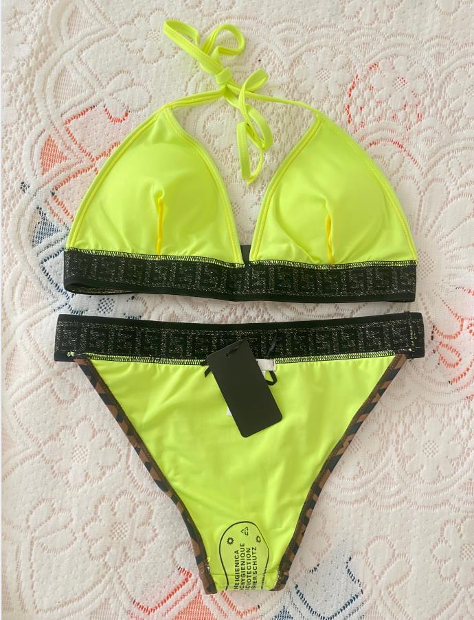 21ss Italian Swimwear bikini Summer fashion letters printing Womens tops high quality one piece and Two Pieces GGLVLouis
Vi, White;black
21ss Italian Swimwear bikini Summer fashion letters printing Womens tops high quality one piece and Two Pieces GGLVLouis
Vi, White;black