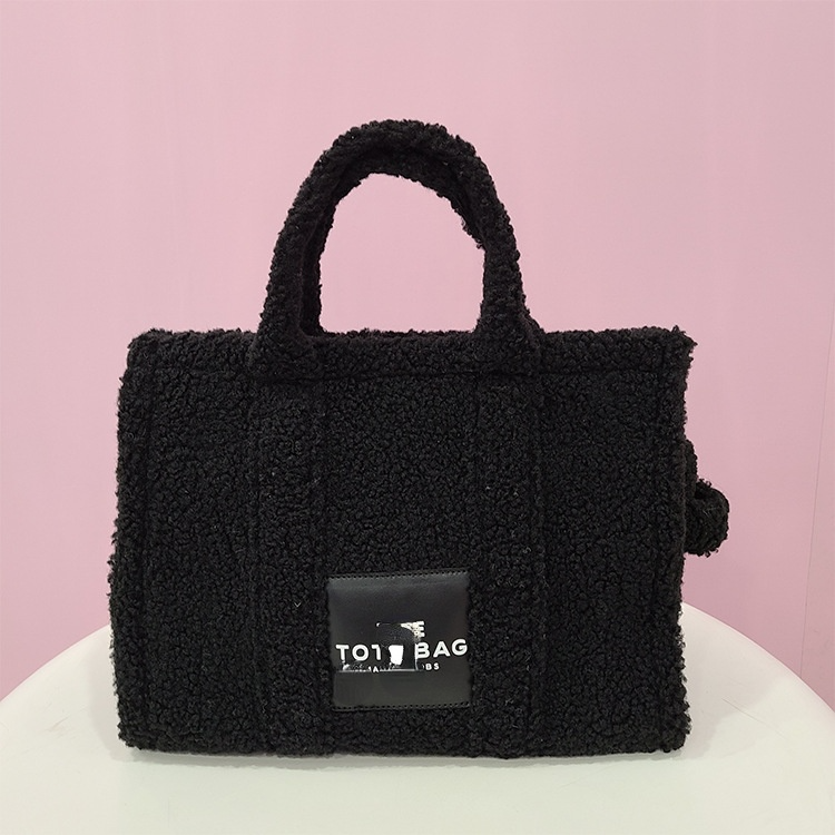 Autumn and Winter Women's Tote Bag Woolen Cloth Vintage Large Capacity Handbag Simple Single Shoulder Messenger Bag, Pink
Autumn and Winter Women's Tote Bag Woolen Cloth Vintage Large Capacity Handbag Simple Single Shoulder Messenger Bag, Pink
