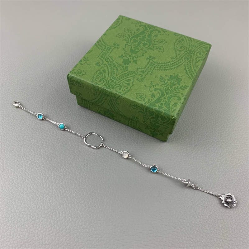 Jewelry Luxurys Designers Bracelet Womans 925 Sterling Silver Bracelet Diamond Link Chain Women Letter G Bracelets Fashion Hand Catenary, Black
Jewelry Luxurys Designers Bracelet Womans 925 Sterling Silver Bracelet Diamond Link Chain Women Letter G Bracelets Fashion Hand Catenary, Black