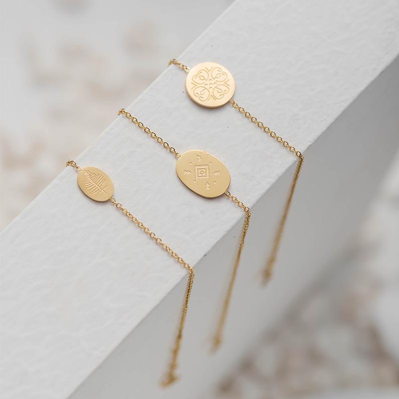 Link, Chain Individuality Coin Stainless Steel Bracelet, European And American Pattern Female Bracelet
Link, Chain Individuality Coin Stainless Steel Bracelet, European And American Pattern Female Bracelet