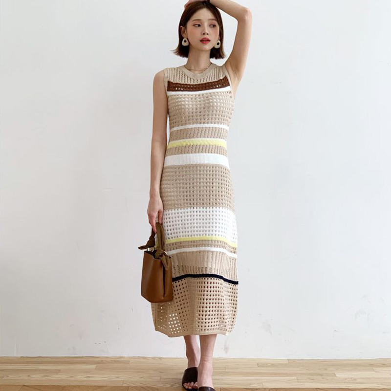 Summer Fashion Hollow Out Knitted Dresses Women Sleeveless Striped Patchwork Sweater Mermaid Dress Vintage 210506