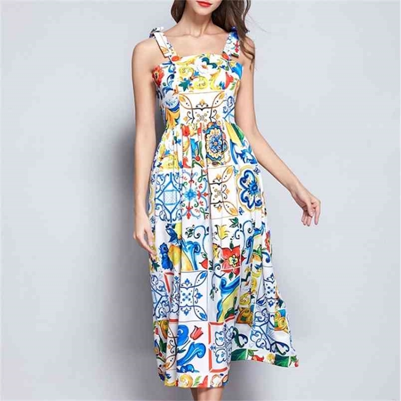Designer Runway Dress Women's Sleeveless Retro Floral Printed O Neck Midi Tank Ladies Slim Big Swing Party 210603, Picture color
Designer Runway Dress Women's Sleeveless Retro Floral Printed O Neck Midi Tank Ladies Slim Big Swing Party 210603, Picture color