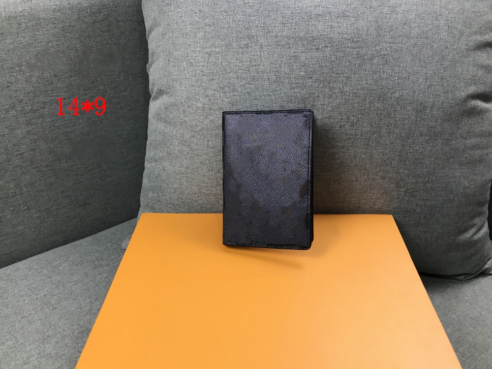 With Box Mens Passport Wallet Men's Card Holder Leather Women Purse Covers For Passports 1, Invoices are not sold separately
With Box Mens Passport Wallet Men's Card Holder Leather Women Purse Covers For Passports 1, Invoices are not sold separately