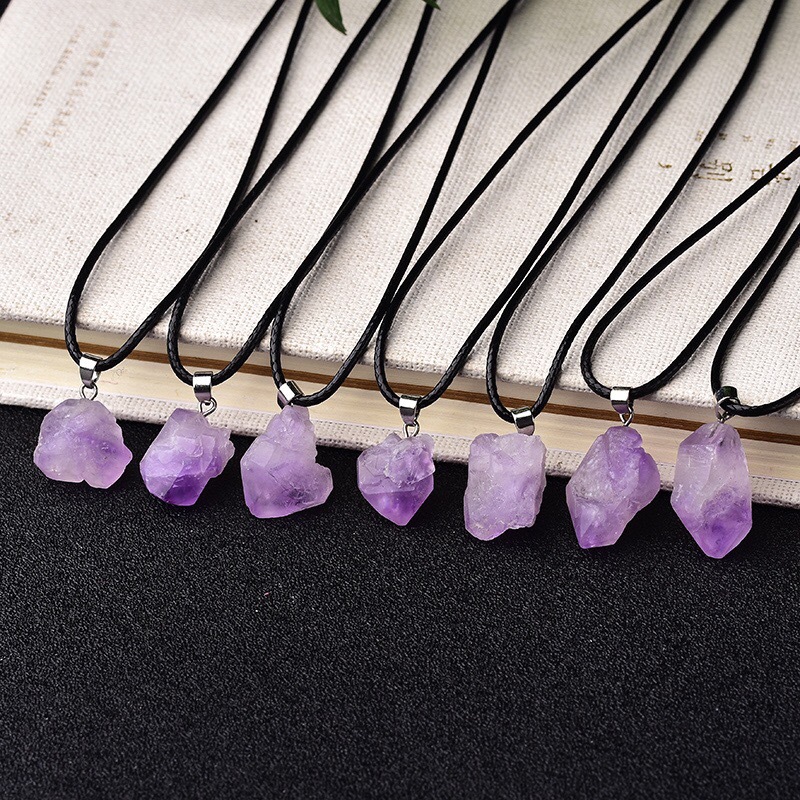 Wholesale Natural Amethyst Pendant Raw Crystals Reiki Healing Stone Rock Mineral Charm For Men Women Jewelry Gi jllSoM 976 Q2
Wholesale Natural Amethyst Pendant Raw Crystals Reiki Healing Stone Rock Mineral Charm For Men Women Jewelry Gi jllSoM 976 Q2