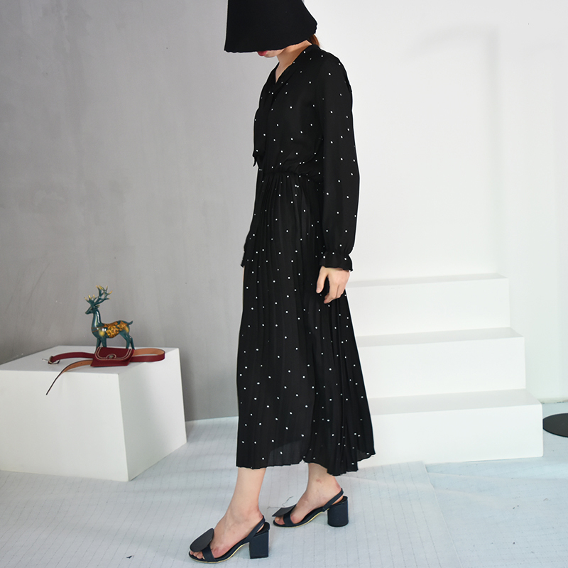 [EAM] New Spring Round Neck Long Sleeve Solid Black Chiffon Dot Loose Big Size Dress Women Fashion Tide JA23601M 210409