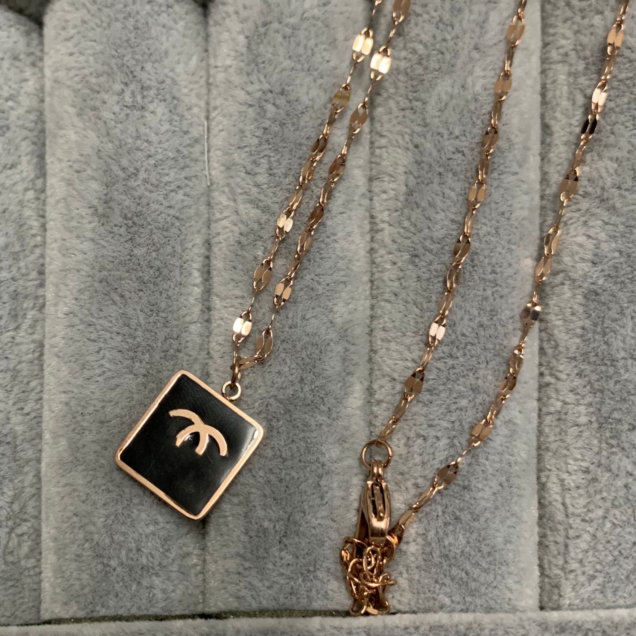 13 design mix High Quality Extravagant Jewelry deluxe diamond pendant necklace Stainless Steel Gold silver rose Plated letter flower long ch
13 design mix High Quality Extravagant Jewelry deluxe diamond pendant necklace Stainless Steel Gold silver rose Plated letter flower long ch