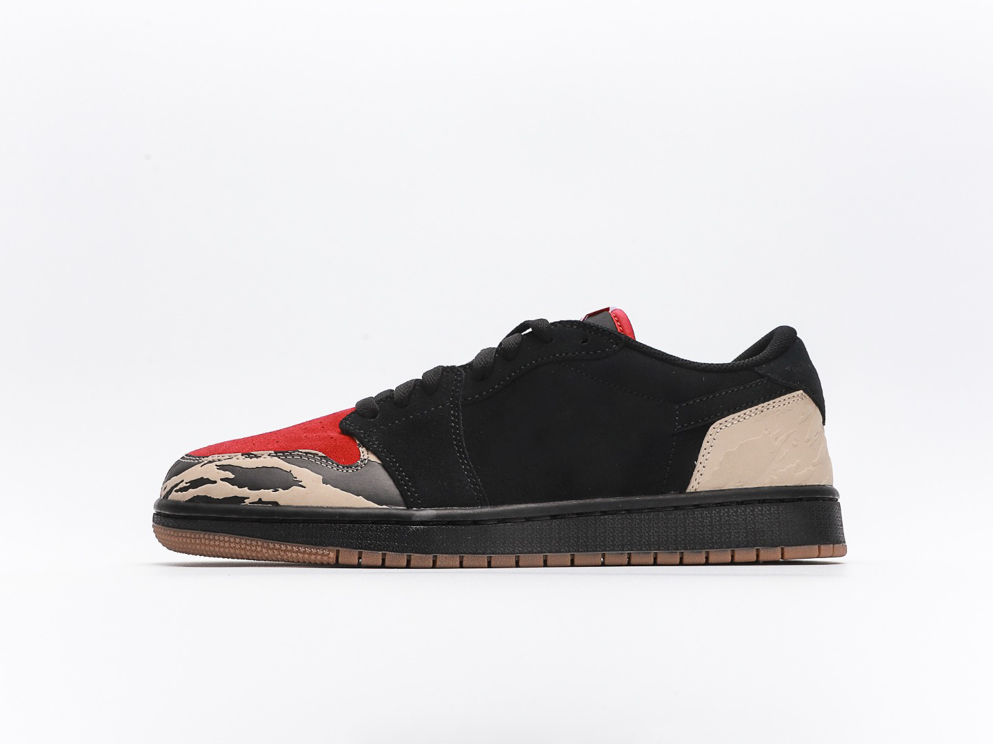 SoleFly x Authentic 1 Low OG SP Carnivore Shoes Men Women Black Suede Outdoor Sports Sneakers With Original Box Size 36-47
SoleFly x Authentic 1 Low OG SP Carnivore Shoes Men Women Black Suede Outdoor Sports Sneakers With Original Box Size 36-47