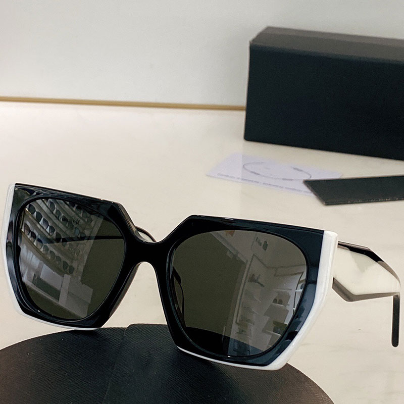 Designer sunglasses SPR 15W-F mens or womens irregular frame fashion classic personality black and white mixed color brown trend glasses UV400 protective belt box
Designer sunglasses SPR 15W-F mens or womens irregular frame fashion classic personality black and white mixed color brown trend glasses UV400 protective belt box