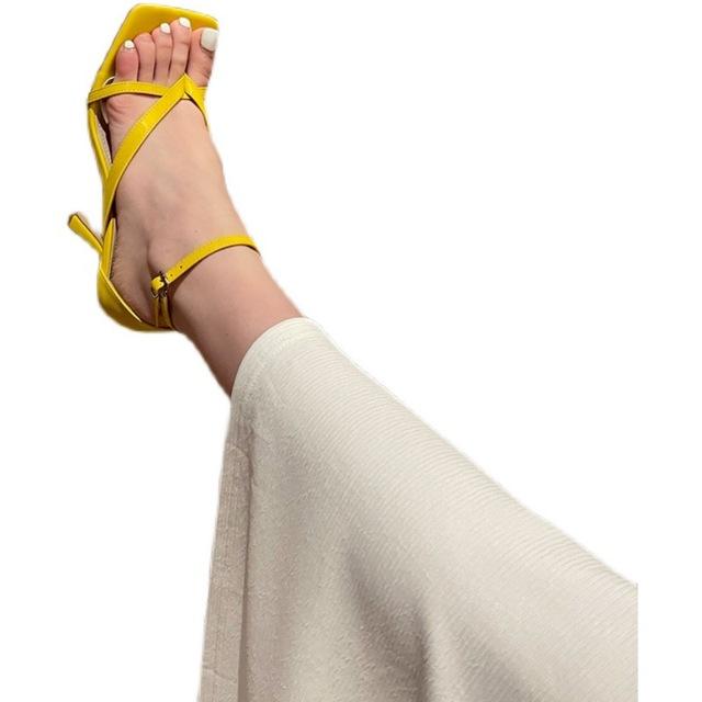 

Dress Shoes 2021 Narrow Band Party Pump Fashion Open Toe Ankle Buckle Strap Women Sandals Summer Thin High Heels, Apricot