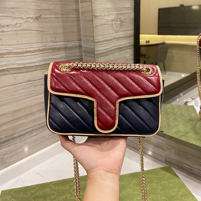 Designer Crossbody Bag Handbags Shoulder Bags Handbag Cross Body Women's genuine leather luxury High-quality Gold chain size 26 cm With original box, 1 size 26 cm
Designer Crossbody Bag Handbags Shoulder Bags Handbag Cross Body Women's genuine leather luxury High-quality Gold chain size 26 cm With original box, 1 size 26 cm