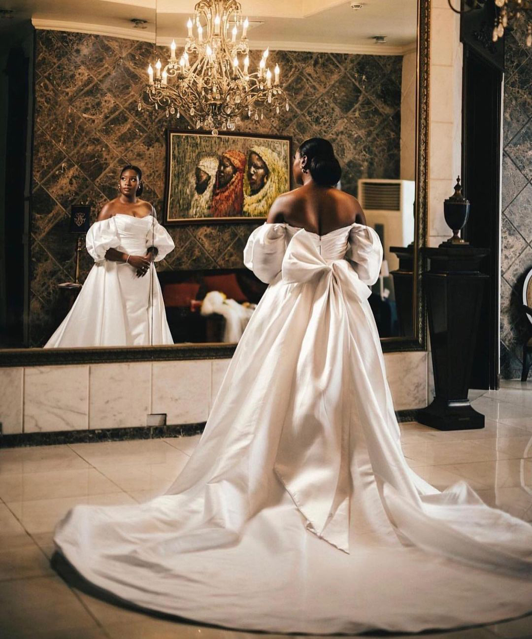 Simple Satin Mermaid Wedding Dress with Detachable Train Short Sleeve Off Shoulder Bridal Gowns robes de mariée Pastels Ruched Bride Dresses