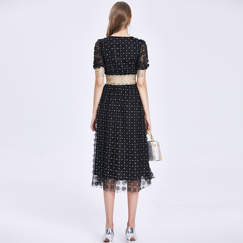 Elegant Patchwork Embroidery Dresses Female V Neck Puff Short Sleeve High Waist Hollow Out Women Fashion Summer Lace 210506