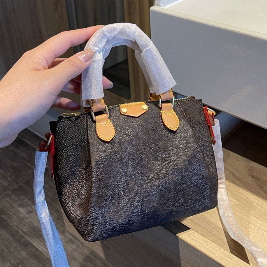 Dumplings Bags Mini Handbags Totes Designer Fashion Luxury Brand Purse Phone Bag Letter Women Wallet Cross body Printing, Picture color with logo
Dumplings Bags Mini Handbags Totes Designer Fashion Luxury Brand Purse Phone Bag Letter Women Wallet Cross body Printing, Picture color with logo