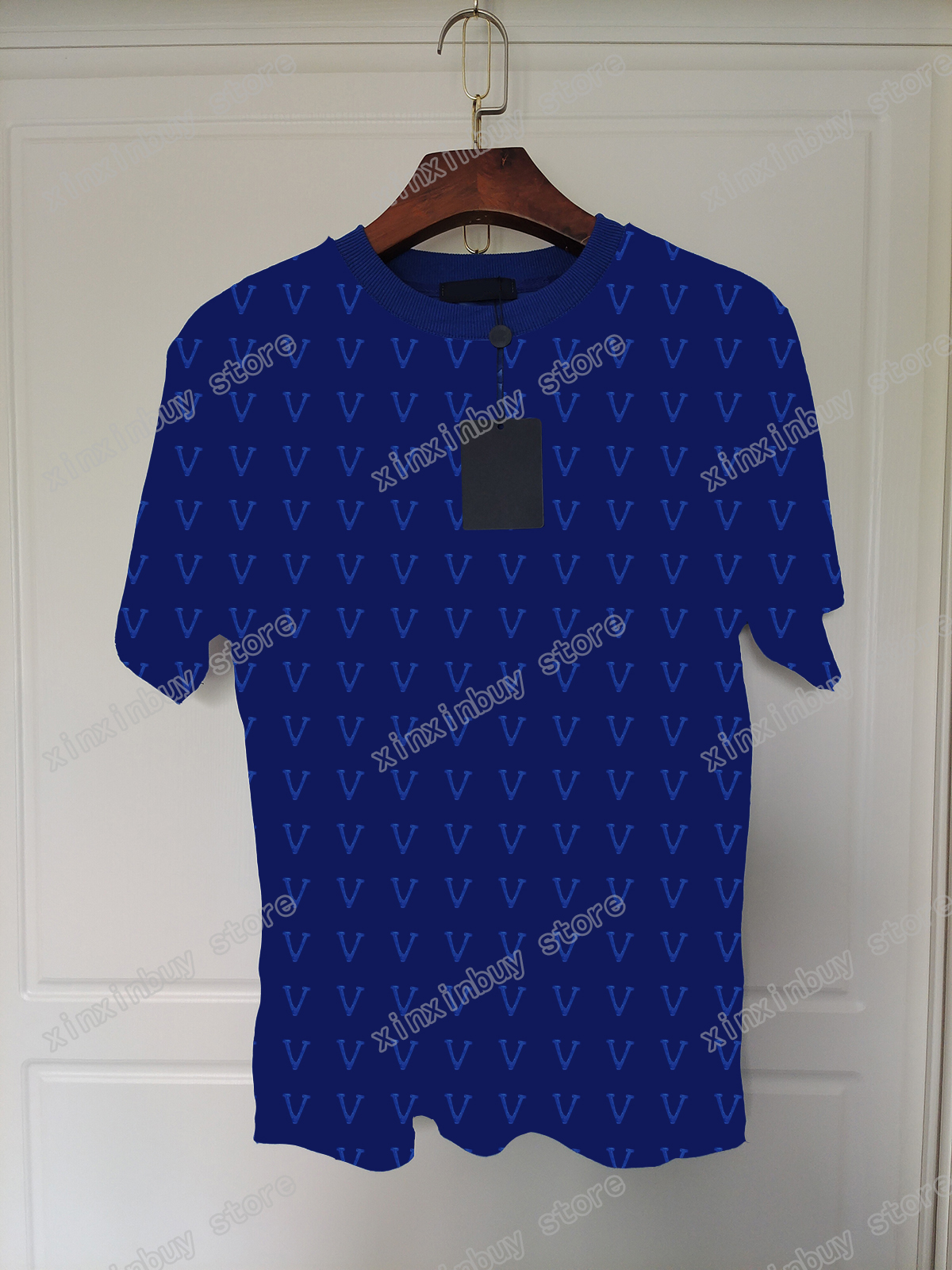 22ss Men Women Designers T-Shirts tee Emboss letters print short sleeve Man Crew Neck paris Streetwear white black blue brown M-2XL
22ss Men Women Designers T-Shirts tee Emboss letters print short sleeve Man Crew Neck paris Streetwear white black blue brown M-2XL