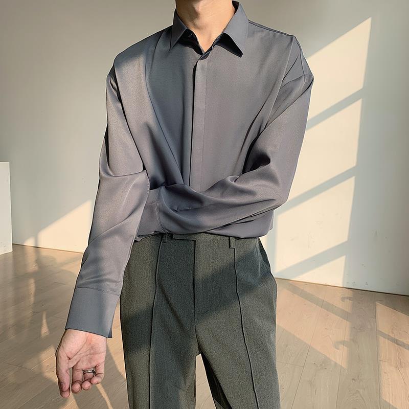 Men's Casual Shirts 2022 Men Spring Autumn Solid Color Loose Male Long Sleeve Single Breasted Chiffon Blouses O819, White;black
Men's Casual Shirts 2022 Men Spring Autumn Solid Color Loose Male Long Sleeve Single Breasted Chiffon Blouses O819, White;black