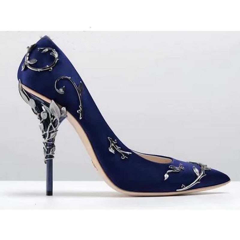 naturally Dress Shoes Sliver leaves spiraling up to the heel white woman wedding shoes fancy satin stiletto heels and pumps BALE, 1# shoe box
naturally Dress Shoes Sliver leaves spiraling up to the heel white woman wedding shoes fancy satin stiletto heels and pumps BALE, 1# shoe box