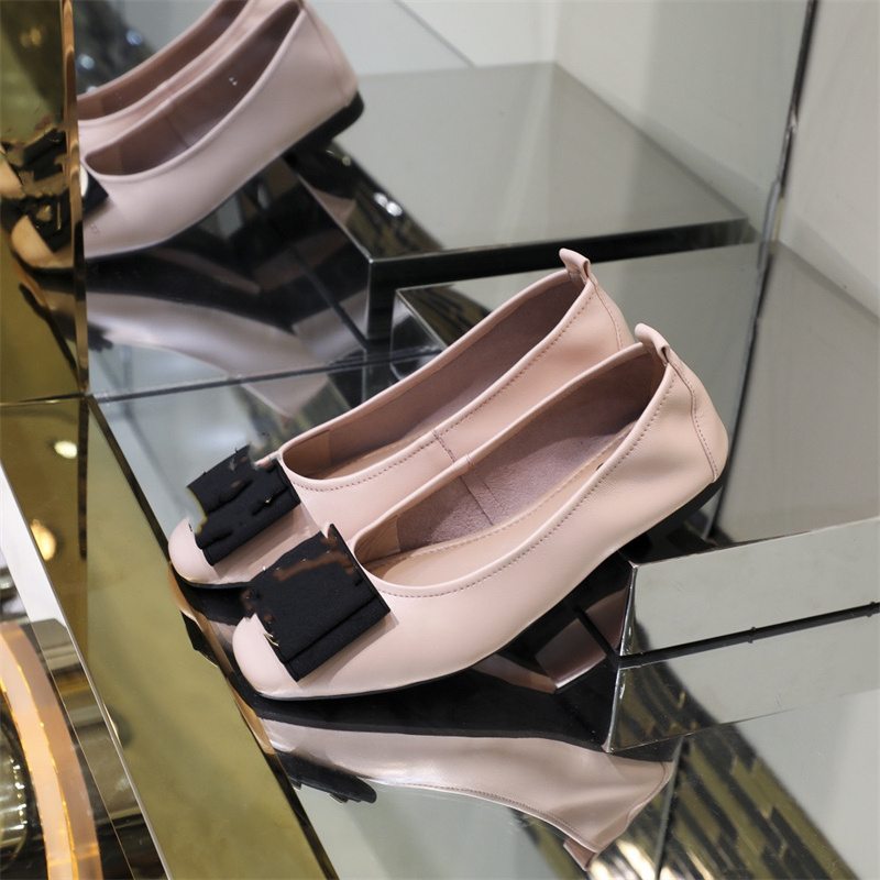 Super light fashion soft sheepskin women shoes rubber non-slip sole high-end comfort suitable for driving travel dancing home outdoor, No for sale
Super light fashion soft sheepskin women shoes rubber non-slip sole high-end comfort suitable for driving travel dancing home outdoor, No for sale
