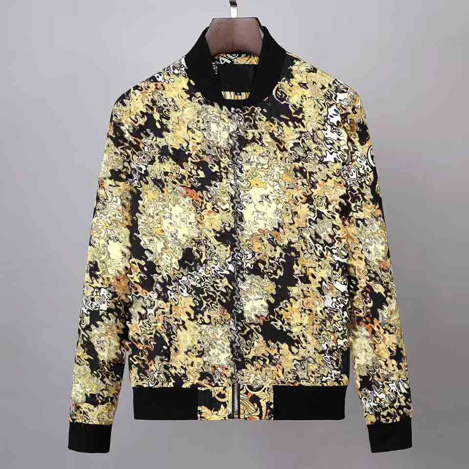 New Printed Medusa Jacket Jacket Autumn Men's Casual Jacket Sports Hoodie Long Sleeve Zipper Trench Coat Men's Round Neck, Beige
New Printed Medusa Jacket Jacket Autumn Men's Casual Jacket Sports Hoodie Long Sleeve Zipper Trench Coat Men's Round Neck, Beige