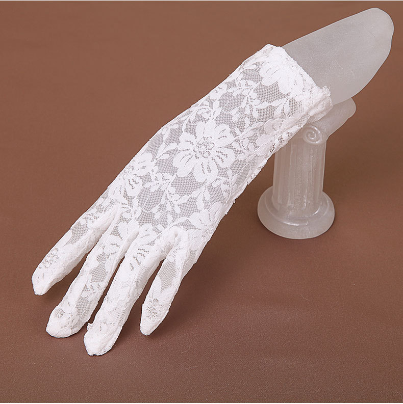 Bridal Gloves Wrist Black Red White Ivory Short Lace Bridal Gloves Wedding Accessories Party Gloves