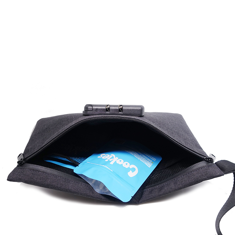 Upgraded Waterproof Smell Proof Case Stash Bag with Strong Combination Protect Your Herbs Grinders Medicine B5O2
Upgraded Waterproof Smell Proof Case Stash Bag with Strong Combination Protect Your Herbs Grinders Medicine B5O2