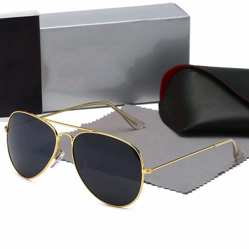 High Quality Ray Men Women Sunglasses Vintage Pilot Aviator Wayfarer Brand Sun Glasses Band UV400 Bans With Box and Case 3025
High Quality Ray Men Women Sunglasses Vintage Pilot Aviator Wayfarer Brand Sun Glasses Band UV400 Bans With Box and Case 3025
