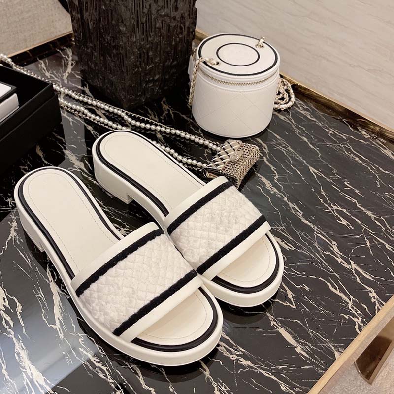Mules Soft Casual Slippers Ladies Shower Non-slip Platform Slipper Summer Beach Women's Flip Flops Shoes Leisure Sandali Outdoor Sz 5-1, Black
Mules Soft Casual Slippers Ladies Shower Non-slip Platform Slipper Summer Beach Women's Flip Flops Shoes Leisure Sandali Outdoor Sz 5-1, Black