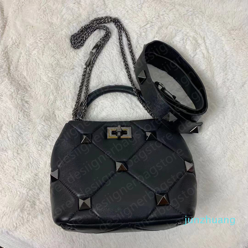 Designer- Fashion Women Bags Crossbody Genuine Leather Bag Big Stud Flap Bucket Handbags Plain Lock Chains Shoulder Bags Purse
Designer- Fashion Women Bags Crossbody Genuine Leather Bag Big Stud Flap Bucket Handbags Plain Lock Chains Shoulder Bags Purse
