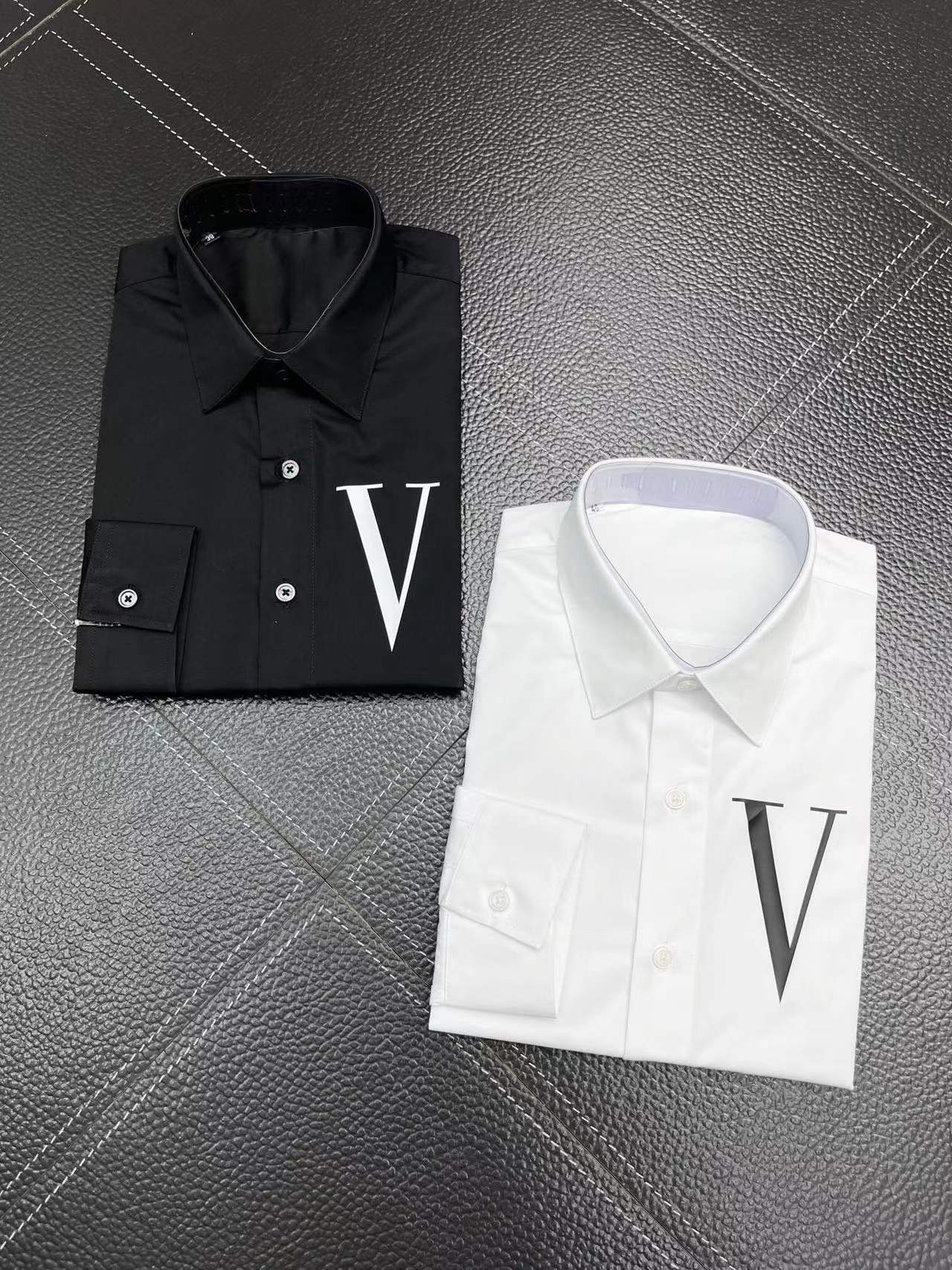 Mens Designer Shirts Brand Clothing Men Long Sleeve Dress Shirt Hip Hop Style High Quality Cotton Tops 10383, White
Mens Designer Shirts Brand Clothing Men Long Sleeve Dress Shirt Hip Hop Style High Quality Cotton Tops 10383, White