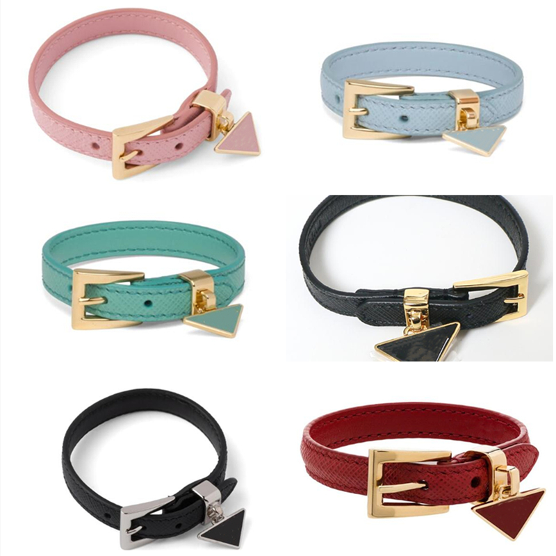 Fashion Leather Bracelet European Style Luxury Designer Triangle Geometric Bangle for Mens and Women Party Wedding Couples Gift Jewelry LR3101
Fashion Leather Bracelet European Style Luxury Designer Triangle Geometric Bangle for Mens and Women Party Wedding Couples Gift Jewelry LR3101