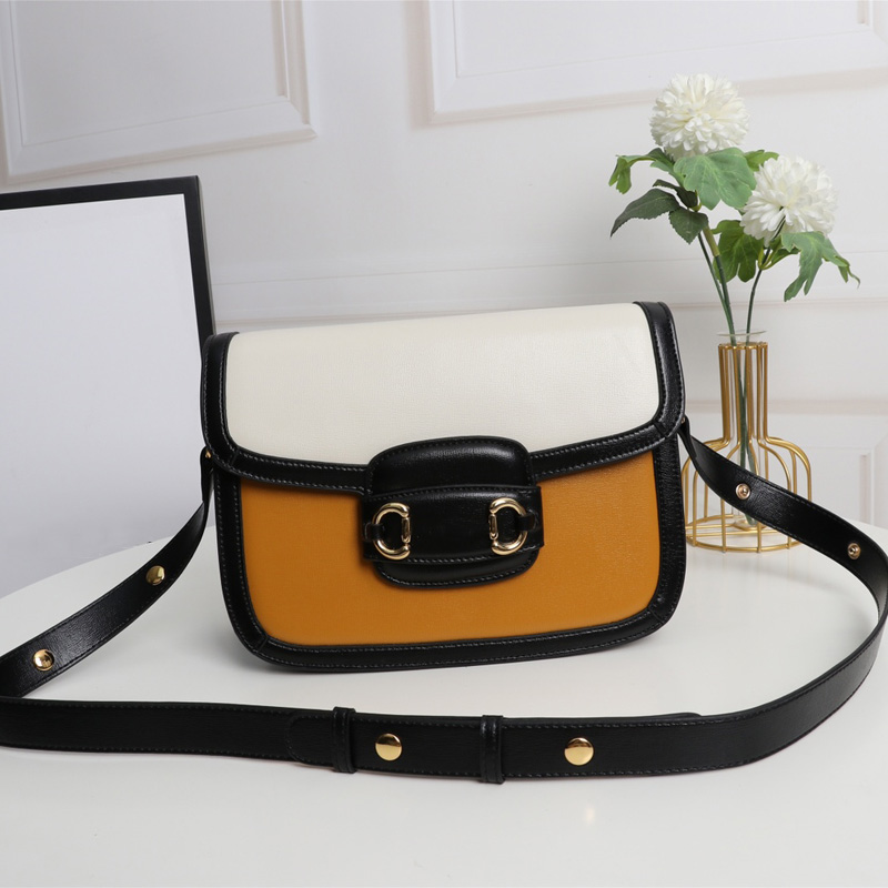 Ladies luxury designer bag 2021 fashion one-shoulder messenger bags shiny classic color matching retro comfort Model: 602204 Size 25.5*18*6cm
Ladies luxury designer bag 2021 fashion one-shoulder messenger bags shiny classic color matching retro comfort Model: 602204 Size 25.5*18*6cm