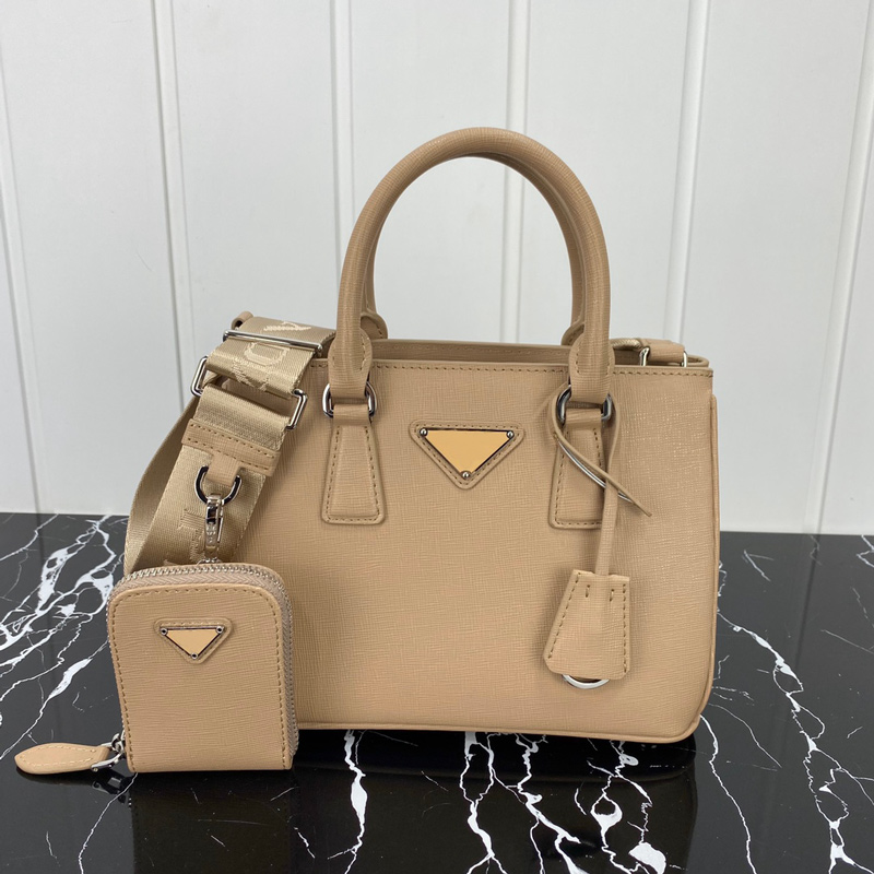 Designer Original High Quality Luxurys designers Handbags Purses Bag Women Tote Brand Letter Embossing Genuine Leather Shoulder Bags Z1BA296
Designer Original High Quality Luxurys designers Handbags Purses Bag Women Tote Brand Letter Embossing Genuine Leather Shoulder Bags Z1BA296