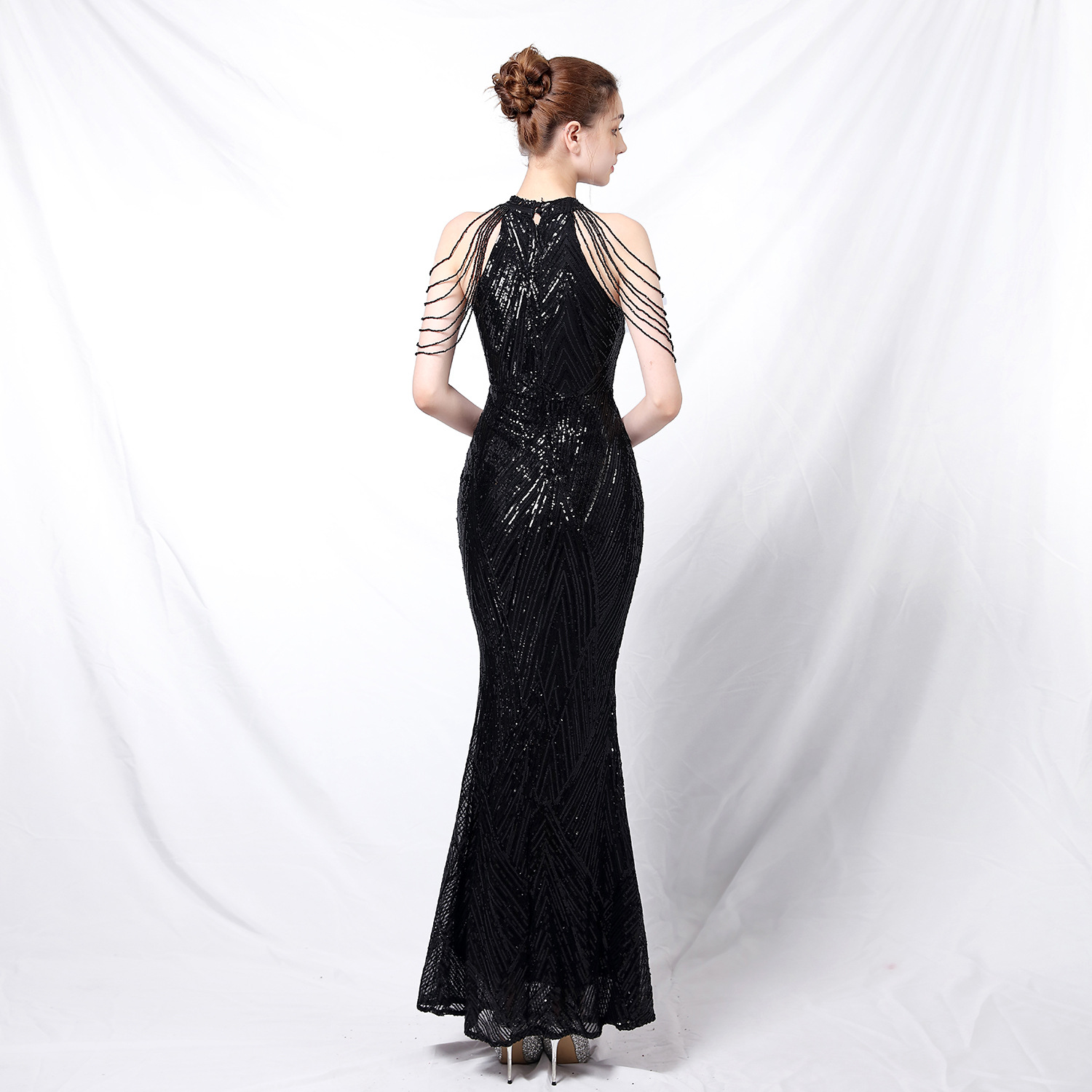 Sparkly Mermaid Evening Dresses 2022 Tassel Sequins Beaded High Neck Fishtail in Stock Prom Party Dress Wear