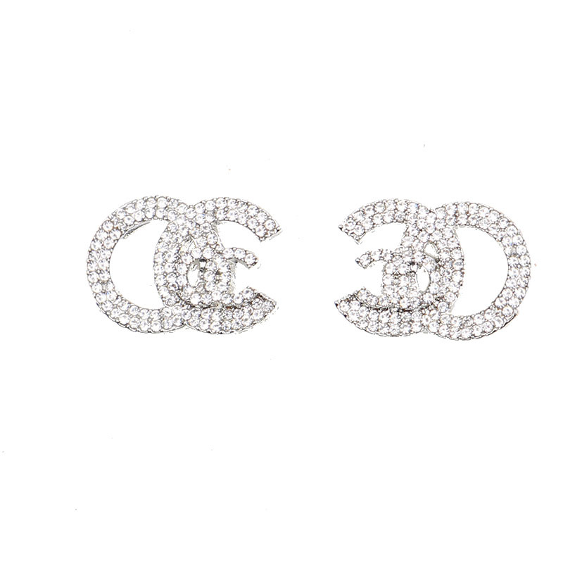 High Quality Brand designer Simple new women luxury crystal rhinestone Metal Gold double letter earrings Dangle Chandelier for girls lovers jewelry wholesale
High Quality Brand designer Simple new women luxury crystal rhinestone Metal Gold double letter earrings Dangle Chandelier for girls lovers jewelry wholesale