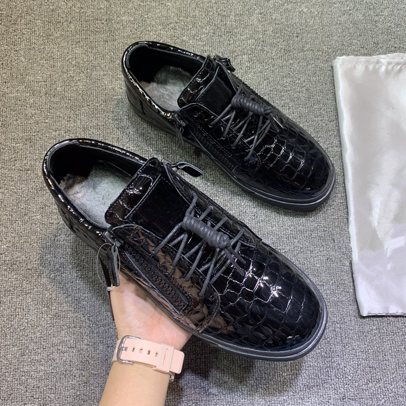 NEW fashion men designer shoes top quality leather designer trendy sneakers women luxury beautiful shoes, 01
NEW fashion men designer shoes top quality leather designer trendy sneakers women luxury beautiful shoes, 01
