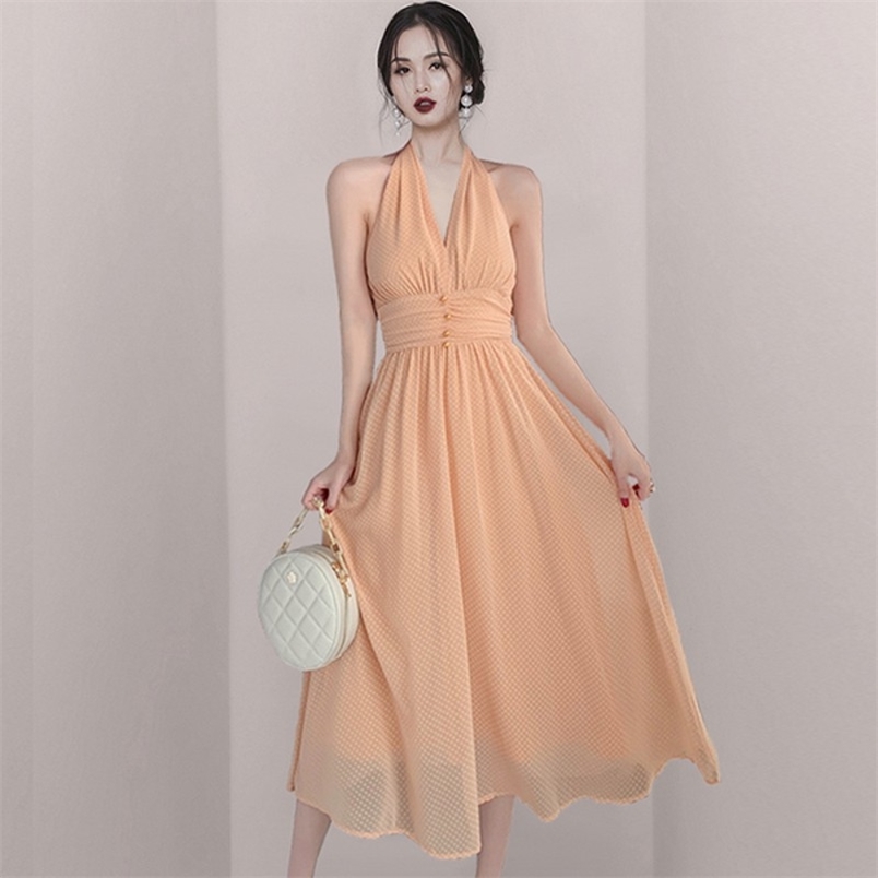 Summer Fashion Sexy Halter Polka Dot Chiffon Midi Dress Vintage Elegant Holiday Beach Vestidos 210519, Photo color
Summer Fashion Sexy Halter Polka Dot Chiffon Midi Dress Vintage Elegant Holiday Beach Vestidos 210519, Photo color