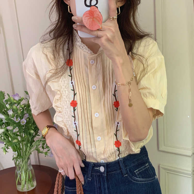 Korejpaa Women Shirt Summer Korean Chic Girls Sweet Round Neck Fungus Lace Stitching Embroidery Flower Puff Sleeve Blouses 210526