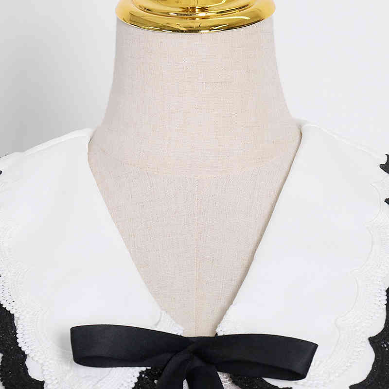 TWOTWINSTYLE White Patchwork Lace Blouse For Women V Neck Flare Sleeve Bowknot Elegant Shirt Female Fashion Clothing Autumn 210517