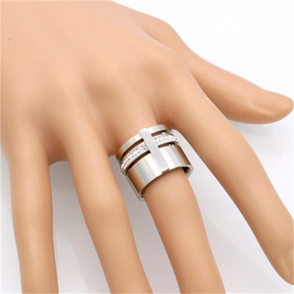 Three rings with diamond mud and titanium steel ring01236690349
