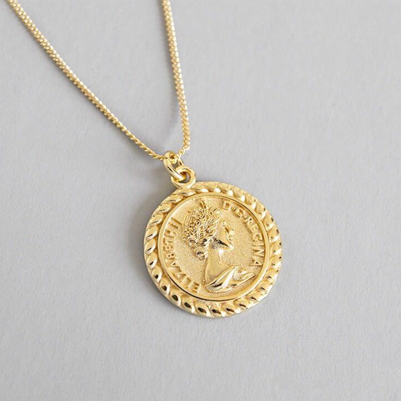 Pendant Necklaces Fashion Trend Retro Coin Necklace Female Personality Portrait Virgin Double-Sided Clavicle Chain Wholesale
Pendant Necklaces Fashion Trend Retro Coin Necklace Female Personality Portrait Virgin Double-Sided Clavicle Chain Wholesale