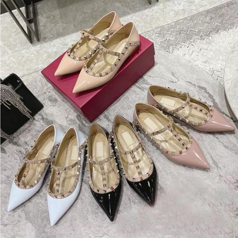 fashion women Flat designer Pointed Dress shoes 100% Authentic cowhide Metal Lady leather rivet Belt buckle casual shoe Bright lacquer leather Lazy Loafers size 35-42, Extra box
fashion women Flat designer Pointed Dress shoes 100% Authentic cowhide Metal Lady leather rivet Belt buckle casual shoe Bright lacquer leather Lazy Loafers size 35-42, Extra box